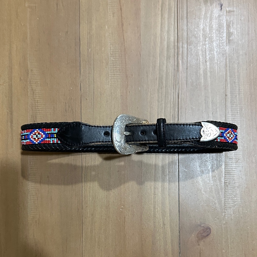Vintage 1993 Eddie Bauer western beaded leather belt